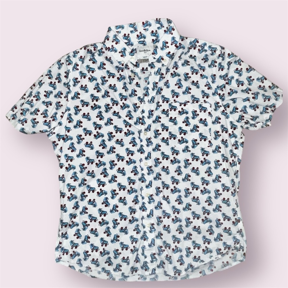 Men's White and Blue Patterned Shirt